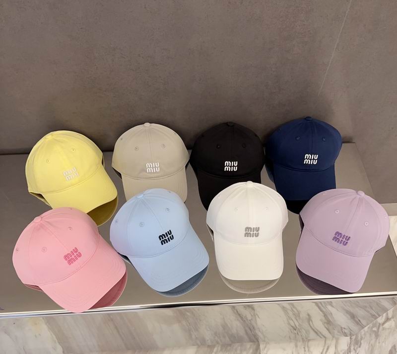 Miumiu cap dx53